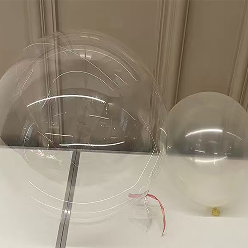 Ballons en latex vs ballons Bobo : quel est le meilleur